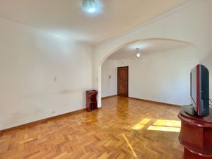 Image 10 - 924363