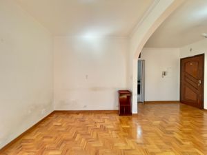 Image 11 - 924363