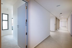 Image 2 - 924364