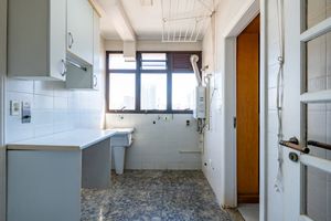 Image 21 - 924369