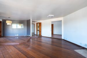Image 3 - 924369