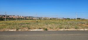 Image 4 - 924371