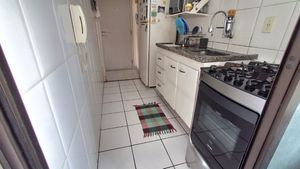 Image 19 - 924372
