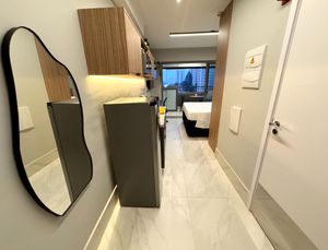 Image 4 - 924373