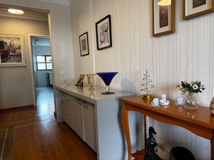 Image 12 - 924375