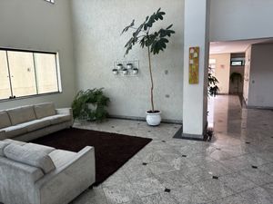 Image 70 - 924375