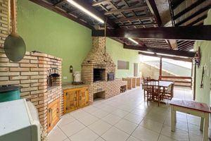 Image 30 - 924381