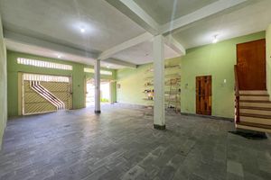 Image 5 - 924381