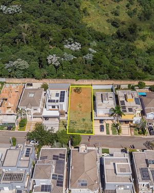 Image 10 - 924382