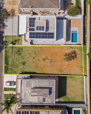 Image 6 - 924382