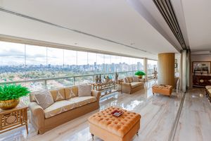 Image 1 - 924388