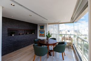 Image 23 - 924388