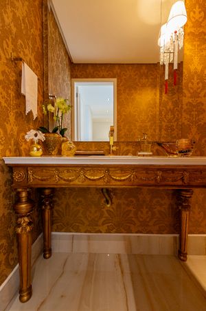 Image 27 - 924388