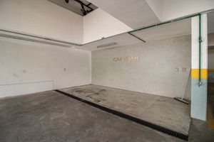 Image 29 - 924393