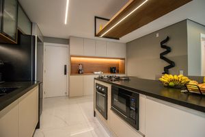 Image 13 - 924393
