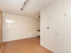 Image 14 - 924394