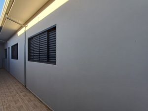Image 3 - 924400