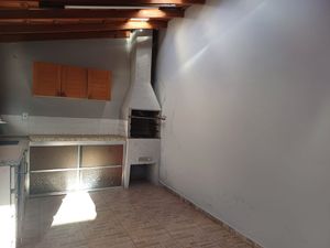 Image 27 - 924400