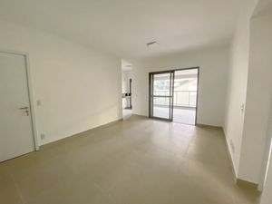 Image 19 - 924405