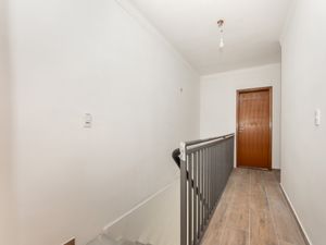 Image 19 - 924407