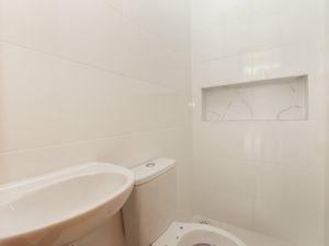 Image 14 - 924407