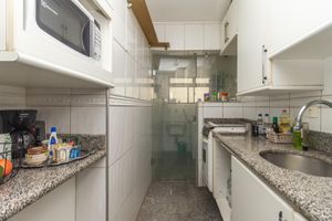 Image 8 - 924409