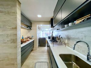 Image 14 - 924412
