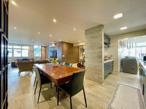 Image 13 - 924412