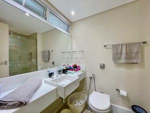 Image 34 - 924412