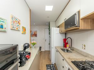 Image 6 - 924415