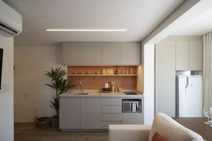 Image 4 - 924416
