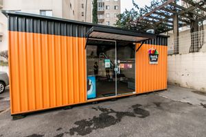 Image 9 - 924418