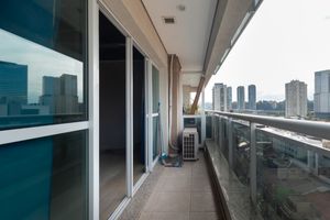Image 12 - 924420
