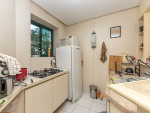 Image 6 - 924424