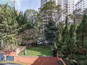 Image 25 - 924424