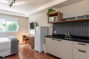 Image 4 - 924427