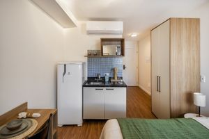 Image 9 - 924427
