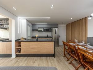 Image 18 - 924428