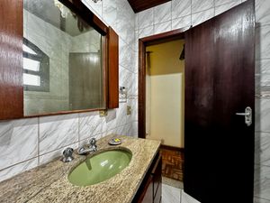 Image 18 - 924429