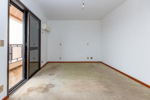 Image 37 - 924431