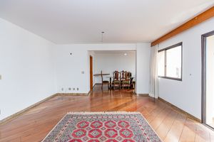 Image 4 - 924431