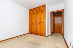 Image 33 - 924431