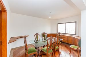 Image 7 - 924431
