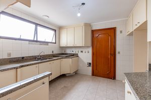 Image 19 - 924431