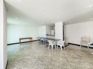 Image 33 - 924435