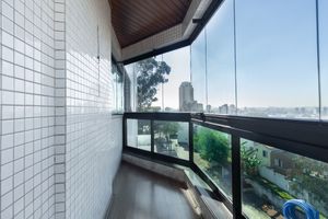 Image 9 - 924435
