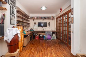 Image 30 - 924436