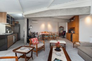 Image 3 - 924439