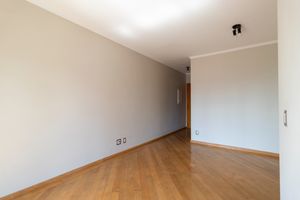 Image 6 - 924444