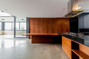 Image 5 - 924448